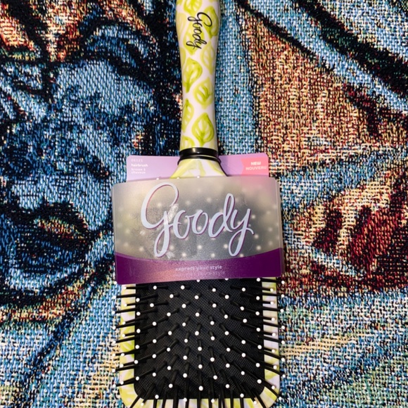 NWT Large Goody Paddle Hairbrush, Green leaf design - Picture 2 of 3